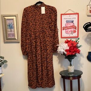 NWT a new day Elegant Floral Print Dress Size Small. Retails for $30.